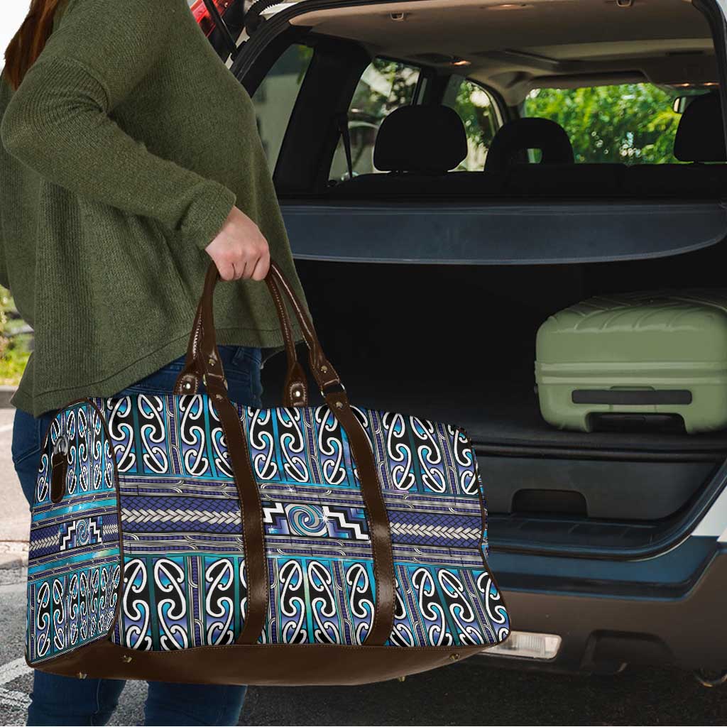 Maori Matariki Travel Bag Blue Galaxy Aesthetic Koru Art LT01 - Polynesian Pride