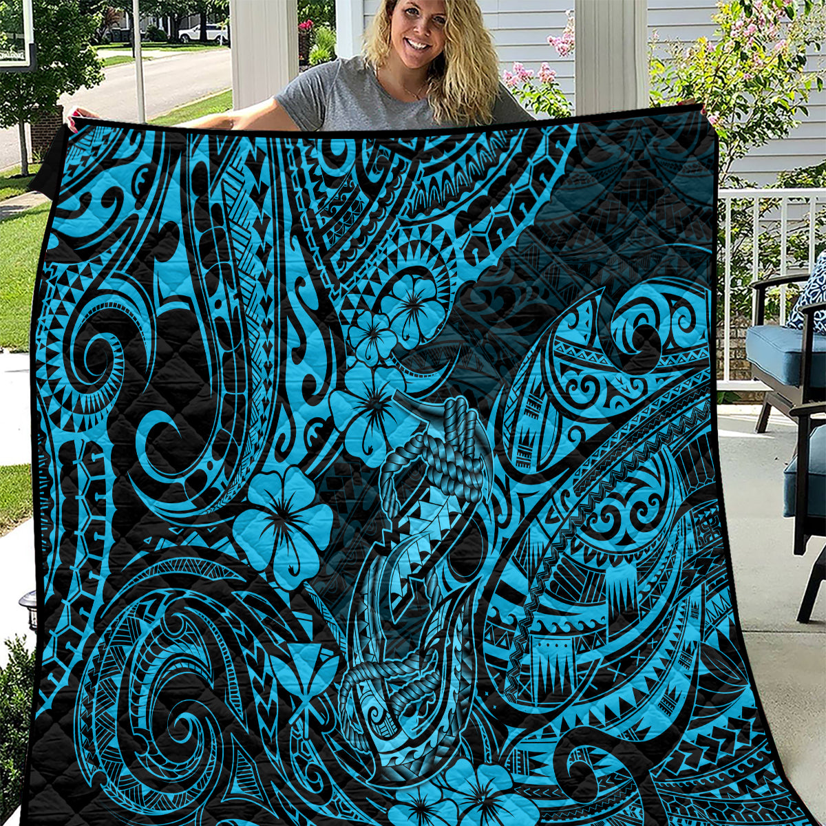 Hawaii Fish Hook Quilt Hibiscus Hawaii Tribal Tattoo Sky Blue Version LT01 Blue - Polynesian Pride