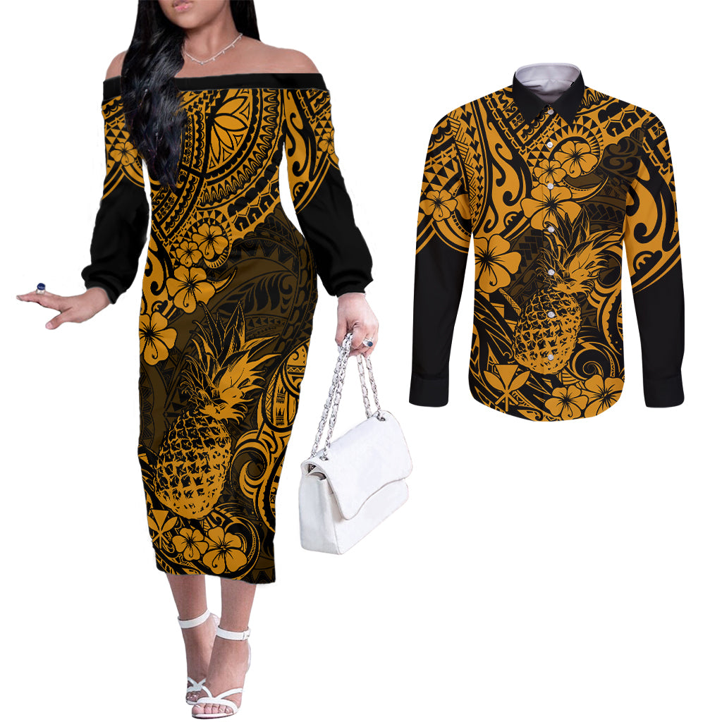 Hawaii Pineapple Couples Matching Off The Shoulder Long Sleeve Dress and Long Sleeve Button Shirts Paradise Flowers Pacific With Gold Polynesian Tribal LT01 Gold - Polynesian Pride
