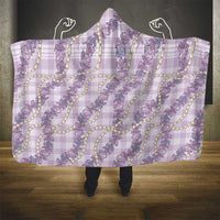 Pua Kalaunu Lei Hooded Blanket Palaka Pattern