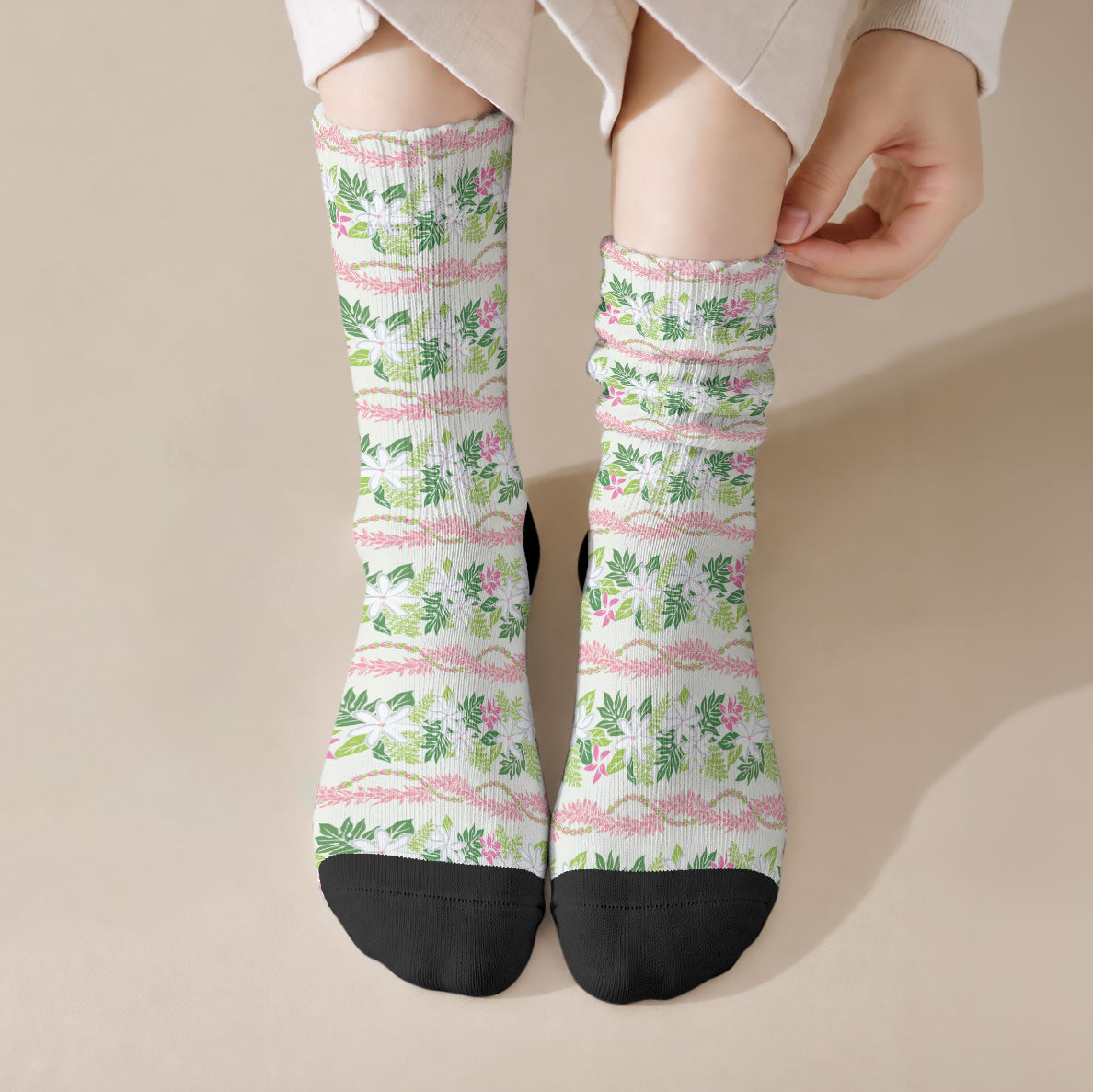 Monstera Tiare Plumeria Lei Pattern Crew Socks Green Version LT01 Crew Socks Green - Polynesian Pride