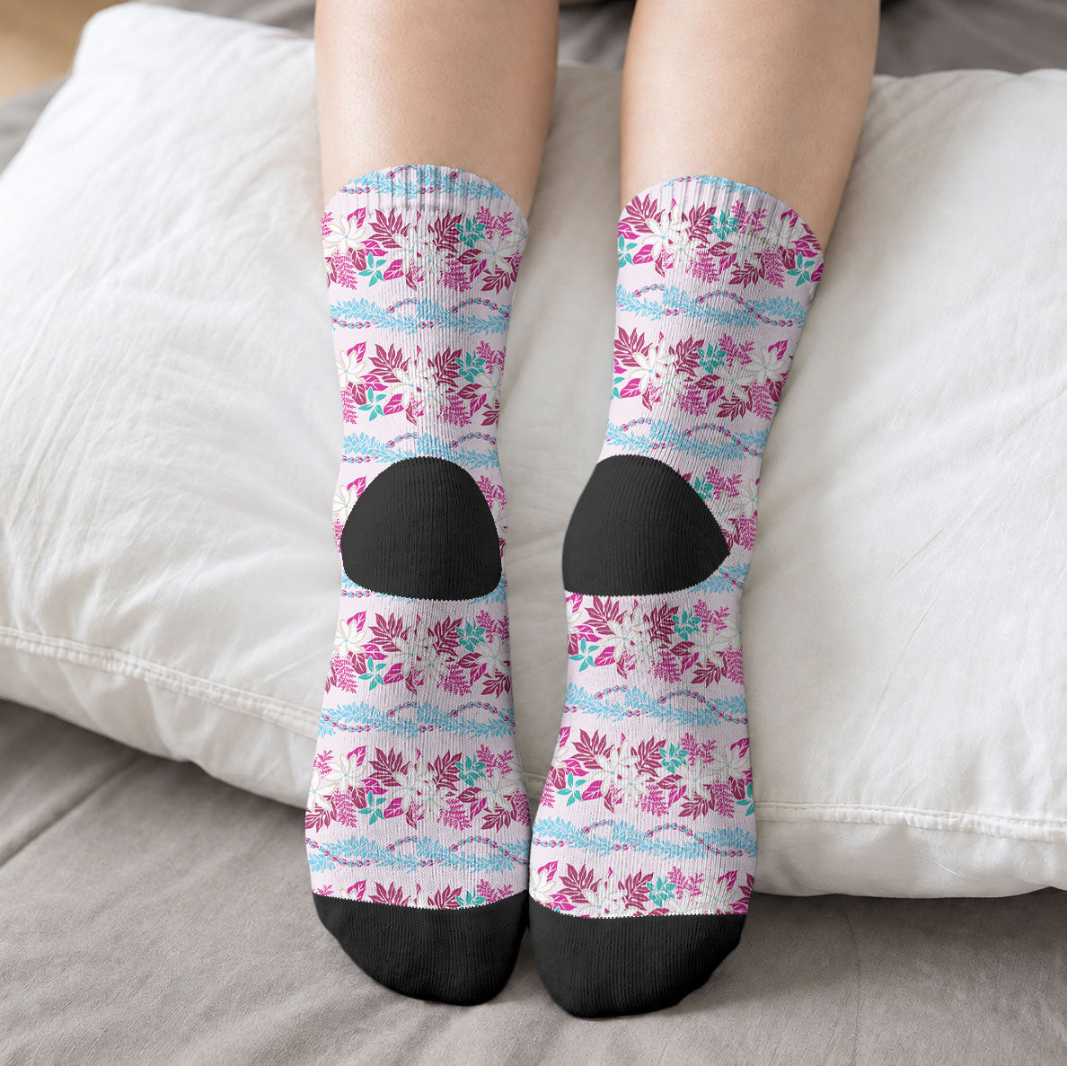 Monstera Tiare Plumeria Lei Pattern Crew Socks Pink Version LT01 - Polynesian Pride