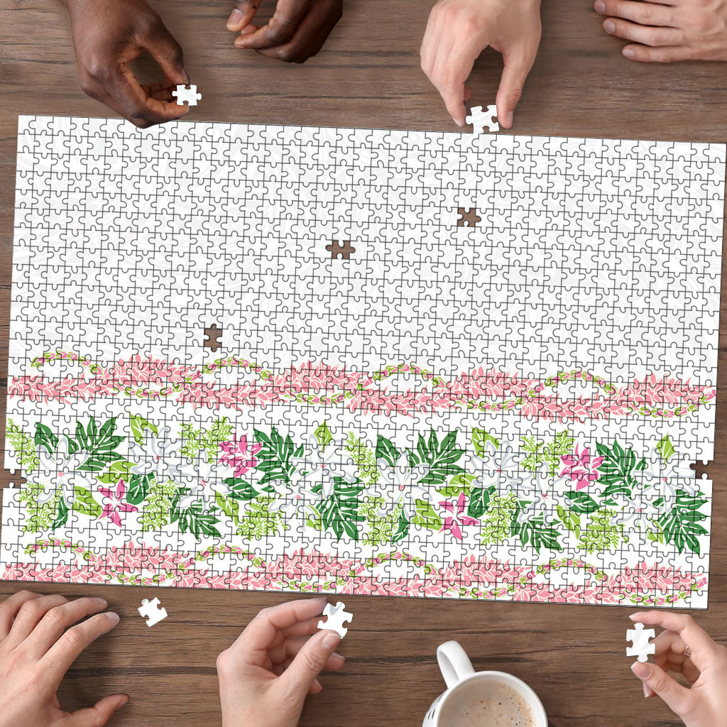 Monstera Tiare Plumeria Puzzle Green Polynesian Pattern