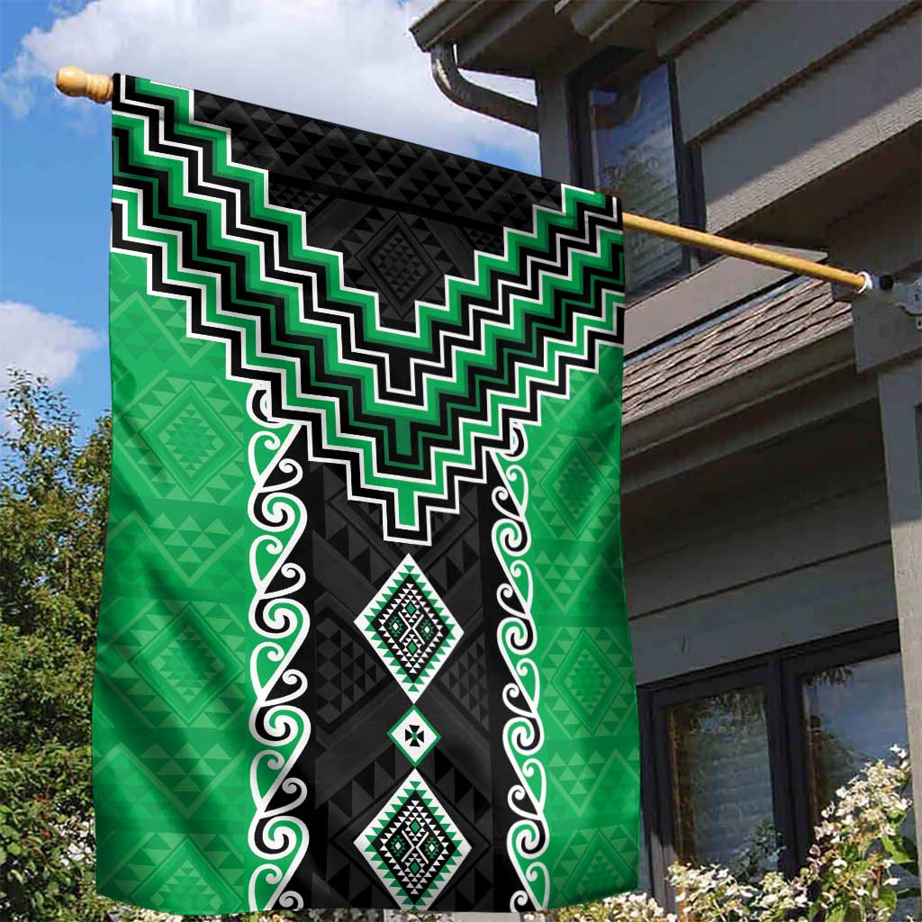 Green Niho Taniwha Mix Poutama Garden Flag Unique Taniko Aotearoa LT01 - Polynesian Pride