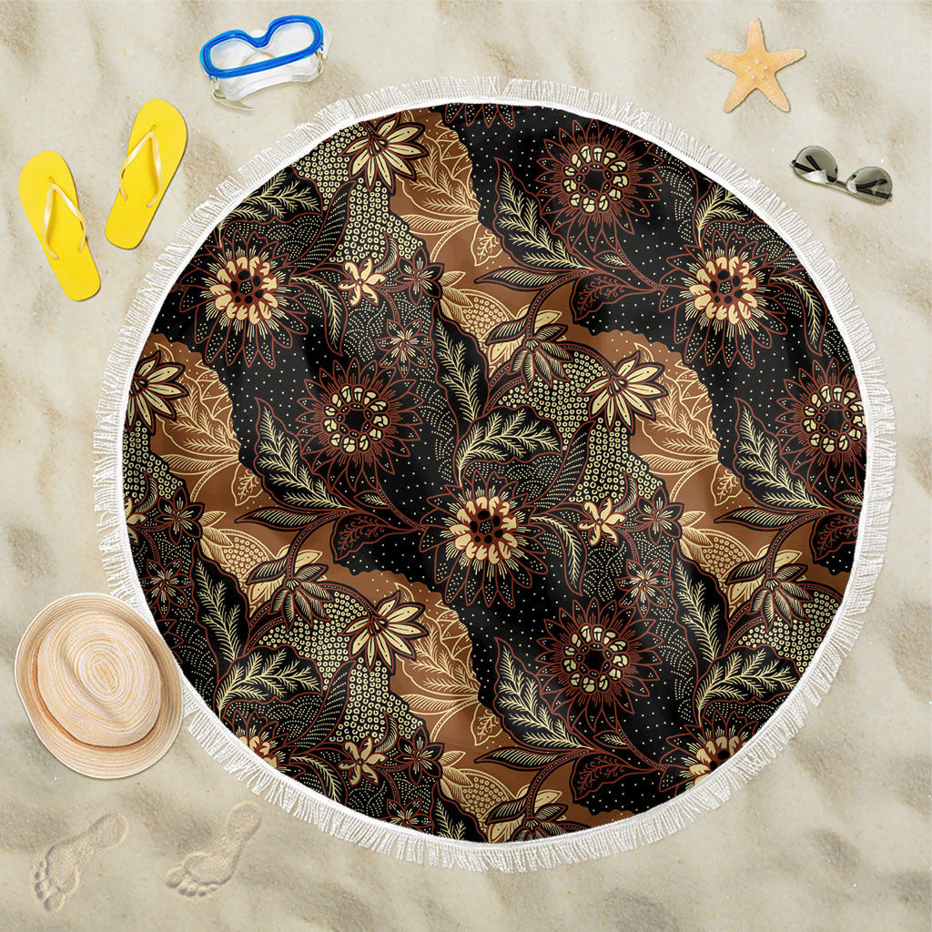 Batik Pedalaman Semen Lereng Style Beach Blanket Indonesian Traditional Pattern