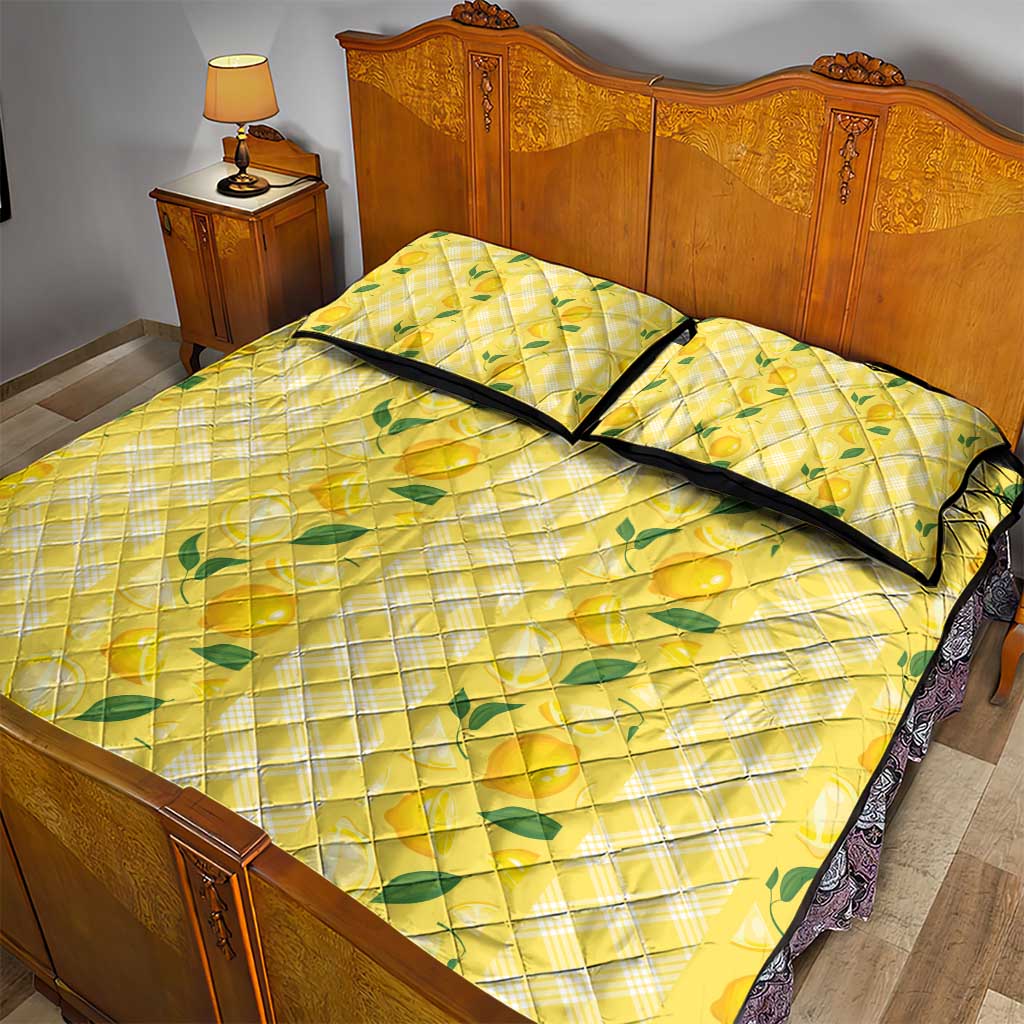 Hawaii Lemon Palaka Quilt Bed Set Striped Stylized
