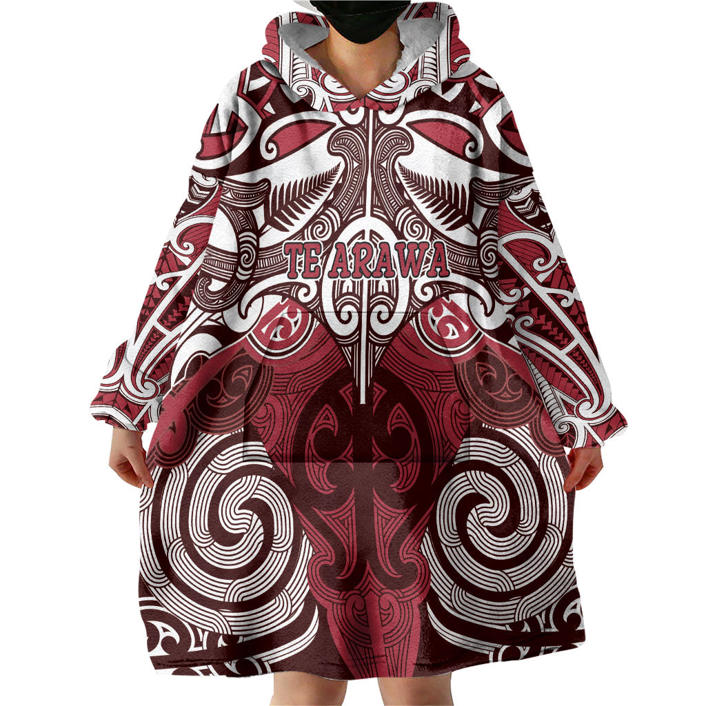 Personalised Maori Te Arawa Wearable Blanket Hoodie Silver Fern Kowhaiwhai Art LT01 - Polynesian Pride
