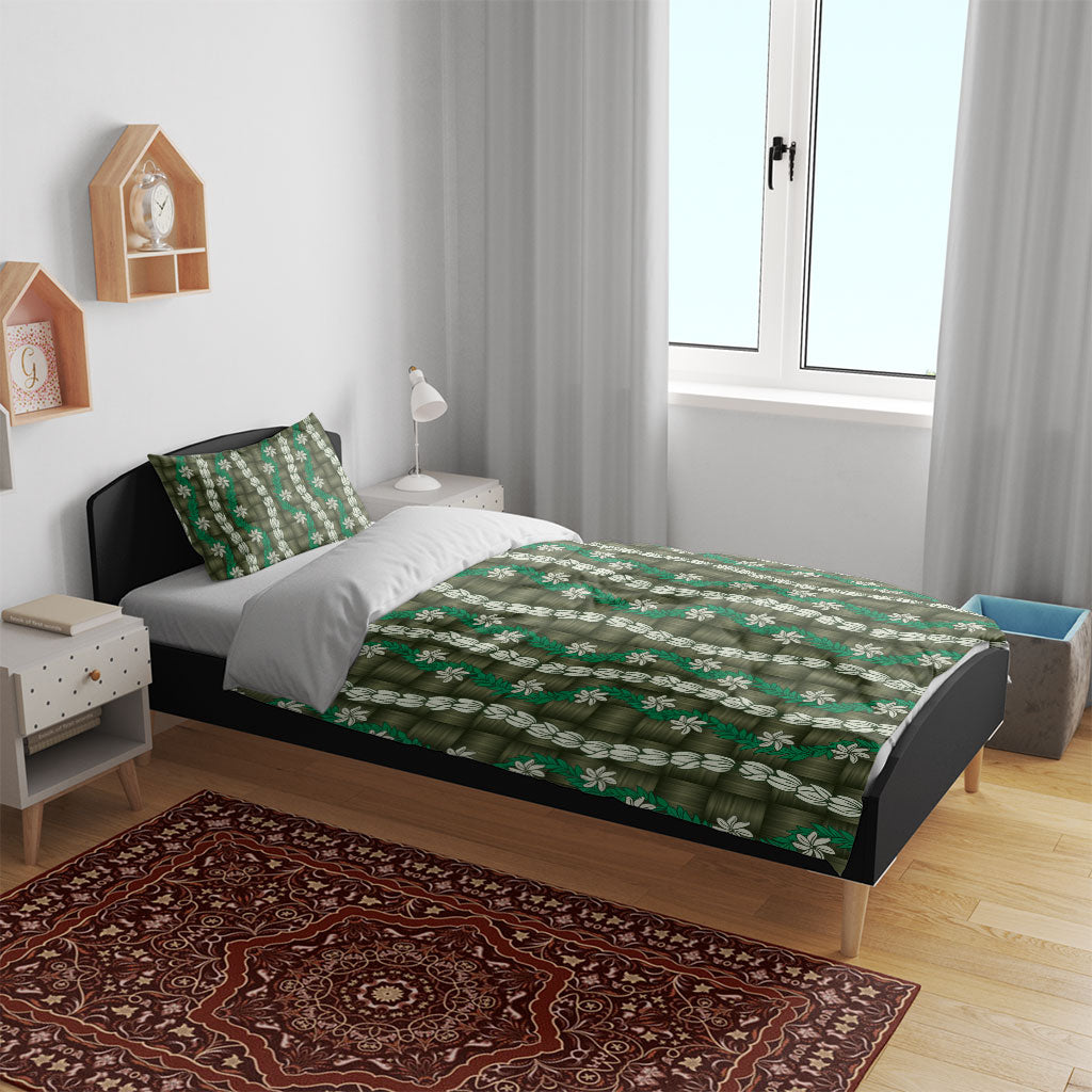 Pikake Maile Tiare Lei Bedding Set Omaomao Lauhala Pattern