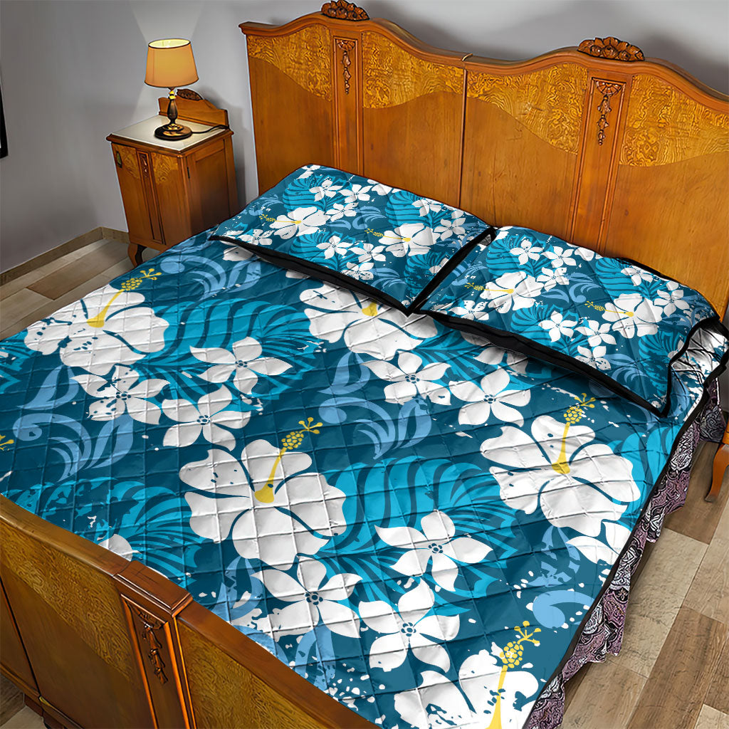 Blue Hawaiian Hibiscus Monstera Quilt Bed Set Grunge Stylized LT01 - Polynesian Pride