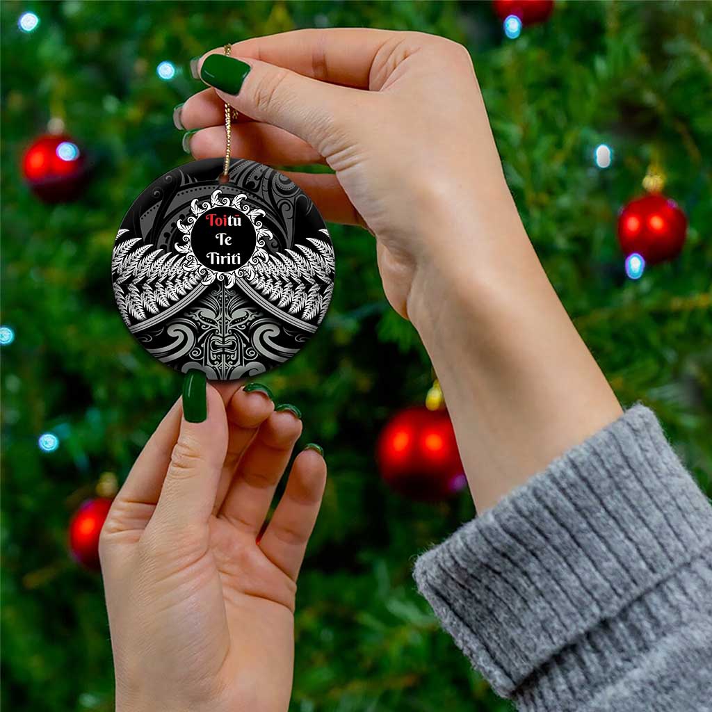 Toitu Te Tiriti Aotearoa Silver Fern Ceramic Ornament Maori Pattern LT01 - Polynesian Pride