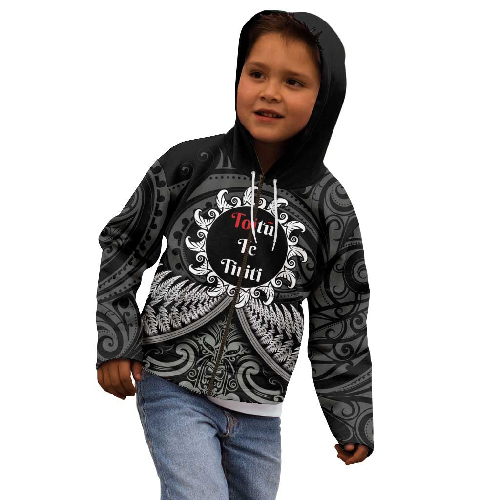 Personalised Toitu Te Tiriti Aotearoa Silver Fern Kid Hoodie New Zealand Maori Pattern