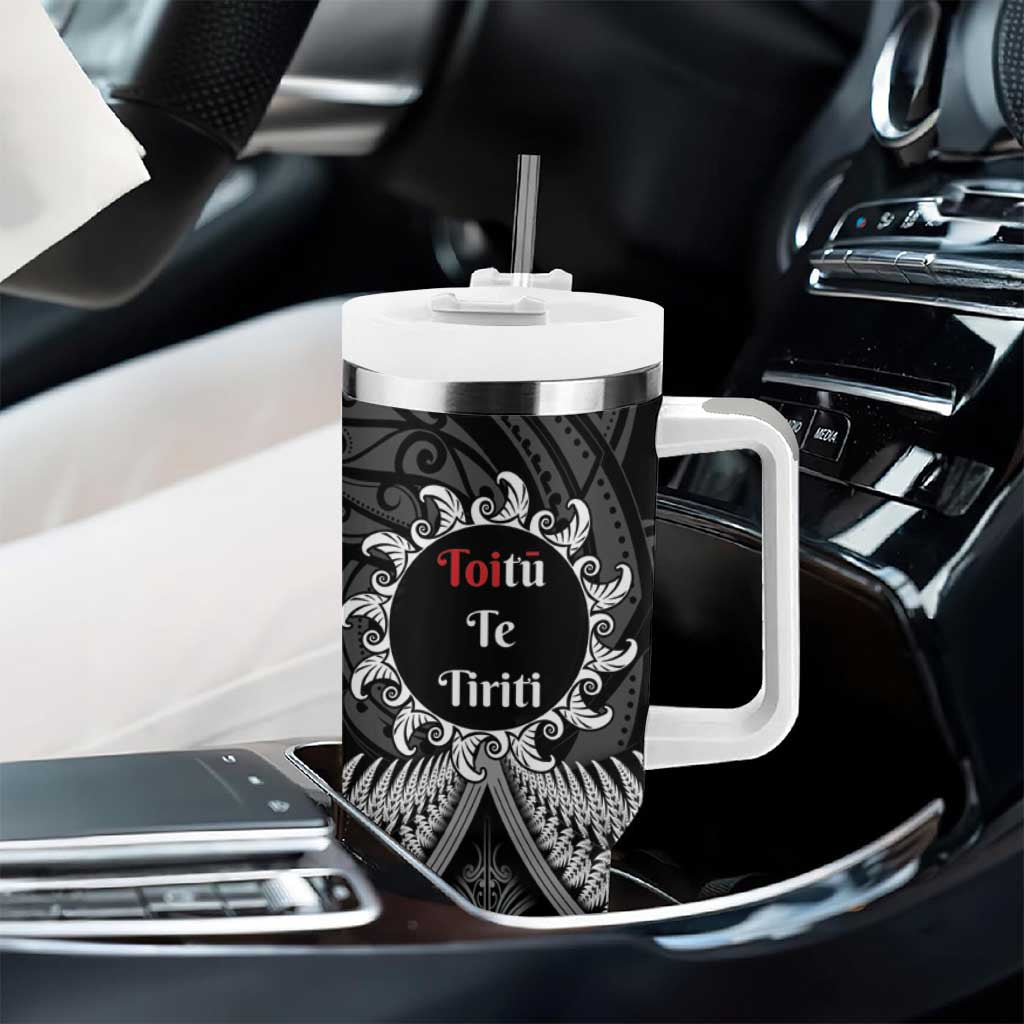 Toitu Te Tiriti Aotearoa Silver Fern Tumbler With Handle Maori Pattern LT01 - Polynesian Pride