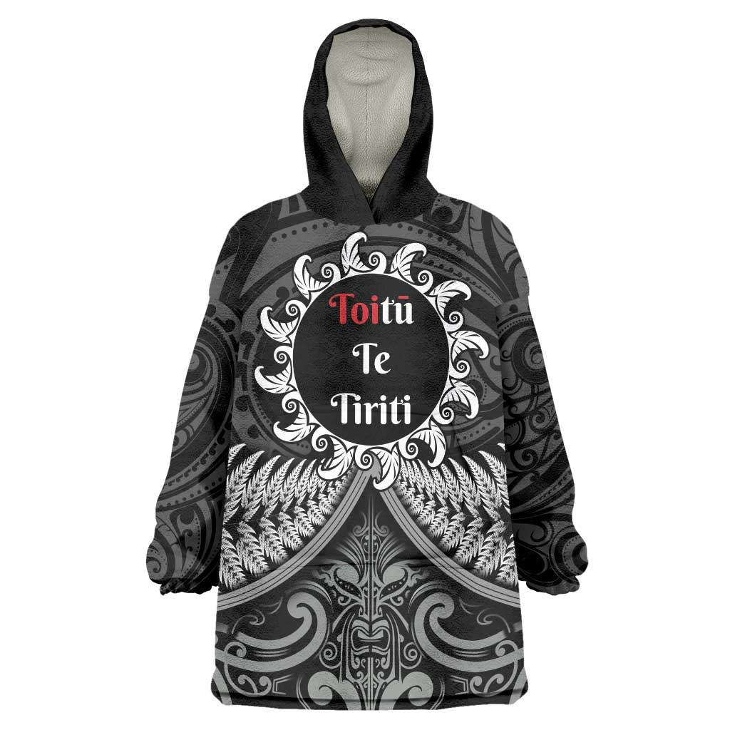 Personalised Toitu Te Tiriti Aotearoa Silver Fern Wearable Blanket Hoodie New Zealand Maori Pattern