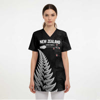 Personalised New Zealand 2025 Archery Scrub Top Aotearoa Silver Arrows Black LT01 - Polynesian Pride