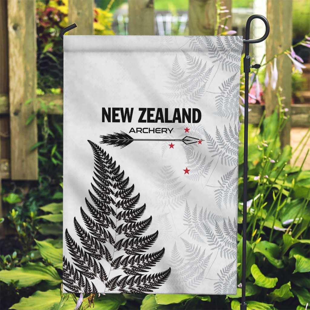 New Zealand 2025 Archery Garden Flag Aotearoa Silver Arrows White LT01 Garden Flag White - Polynesian Pride