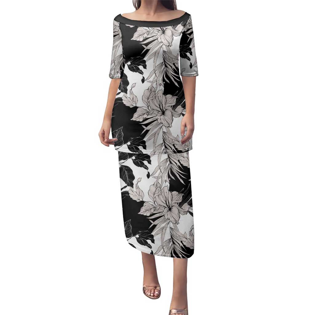 Black White Monotone Tropical Flowers Pattern Family Matching Puletasi and Hawaiian Shirt LT01 Mom's Dress Black - Polynesian Pride