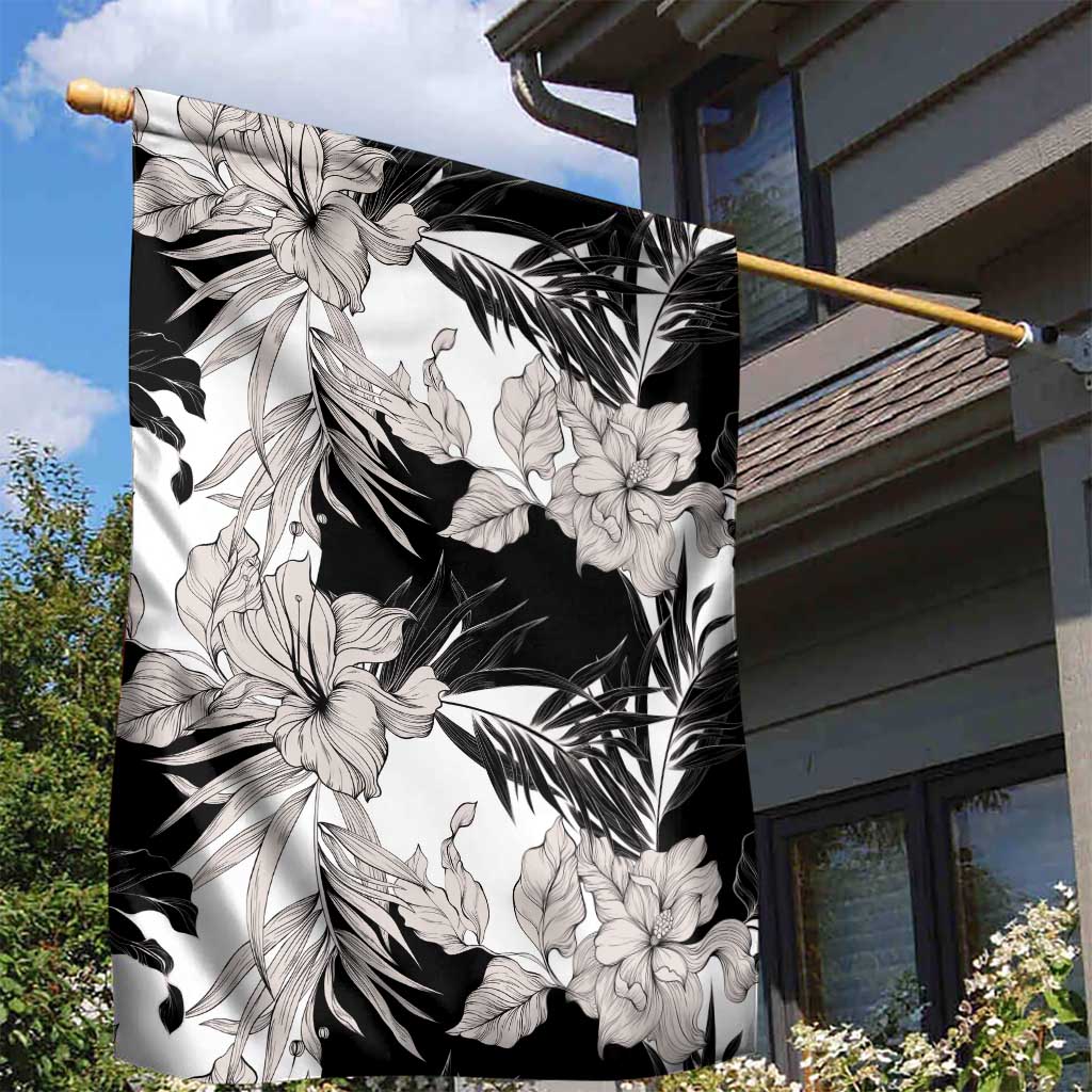 Black White Monotone Tropical Flowers Pattern Garden Flag - Polynesian Pride