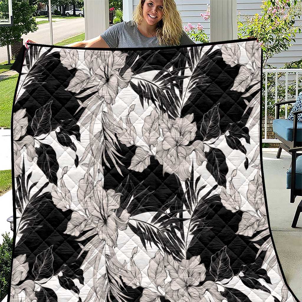 Black White Monotone Tropical Flowers Pattern Quilt - Polynesian Pride
