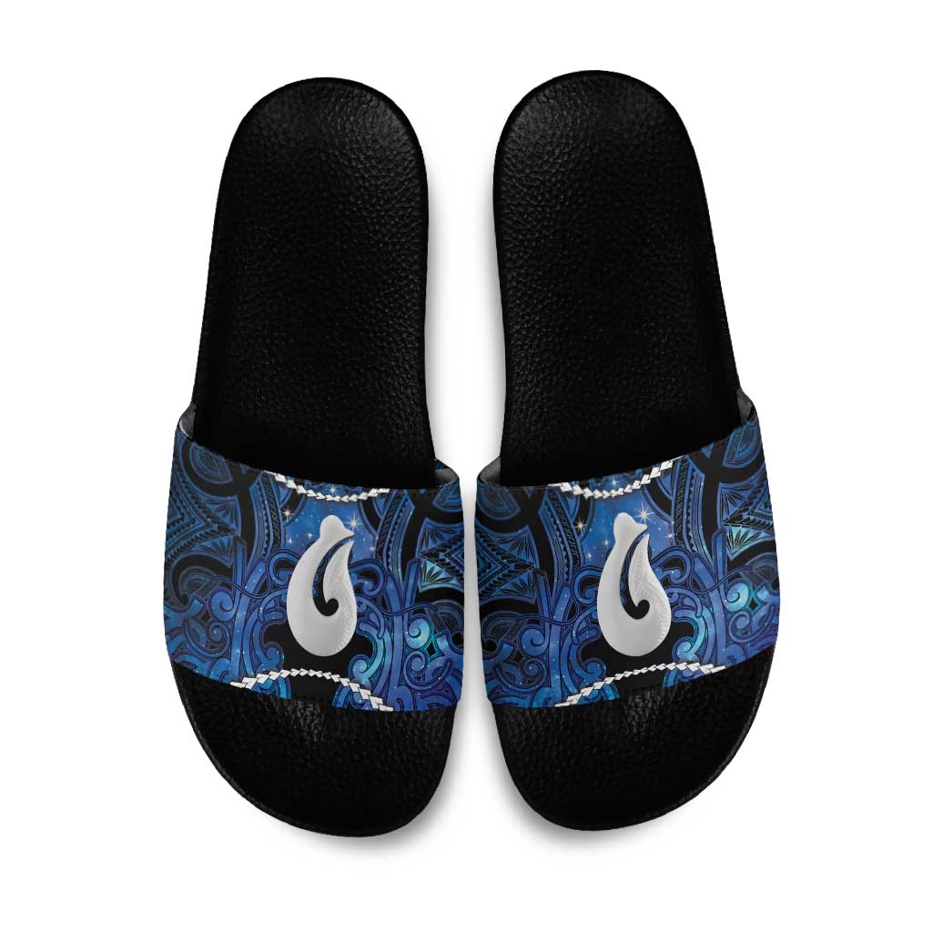 Maori Matariki Hei Matau Slide Sandals Maori Kowhaiwhai Pattern Galaxy