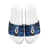 Maori Matariki Hei Matau Slide Sandals Maori Kowhaiwhai Pattern Galaxy