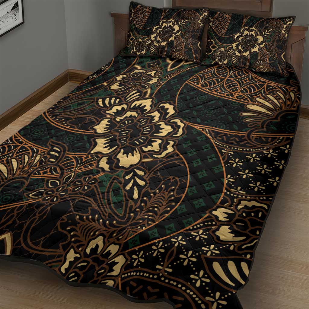 Indonesian Batik Pattern Vintage Brown Quilt Bed Set