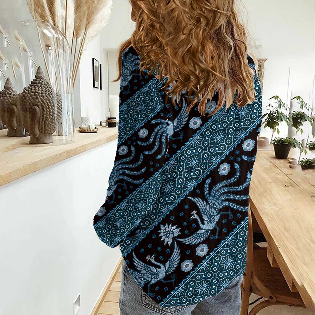 Indonesia Batik Pattern Women Casual Shirt Blue Version