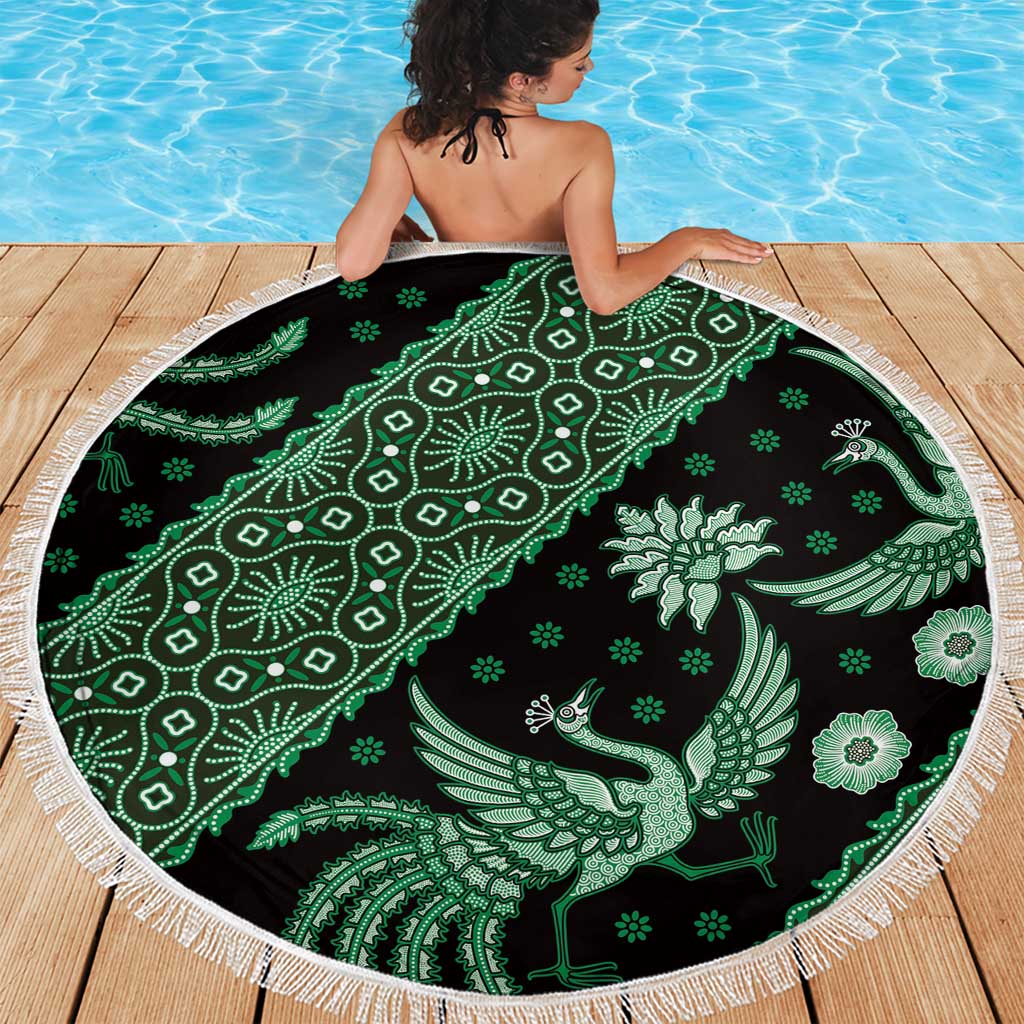 Indonesia Batik Pattern Beach Blanket Green Version