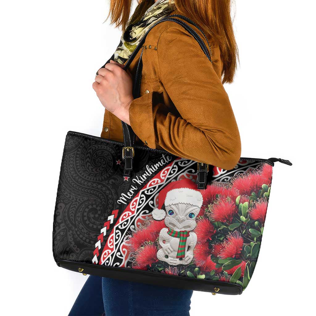 New Zealand Christmas Meri Kirihimete Leather Tote Bag Santa Hei Tiki Pohutukawa LT01 Black - Polynesian Pride