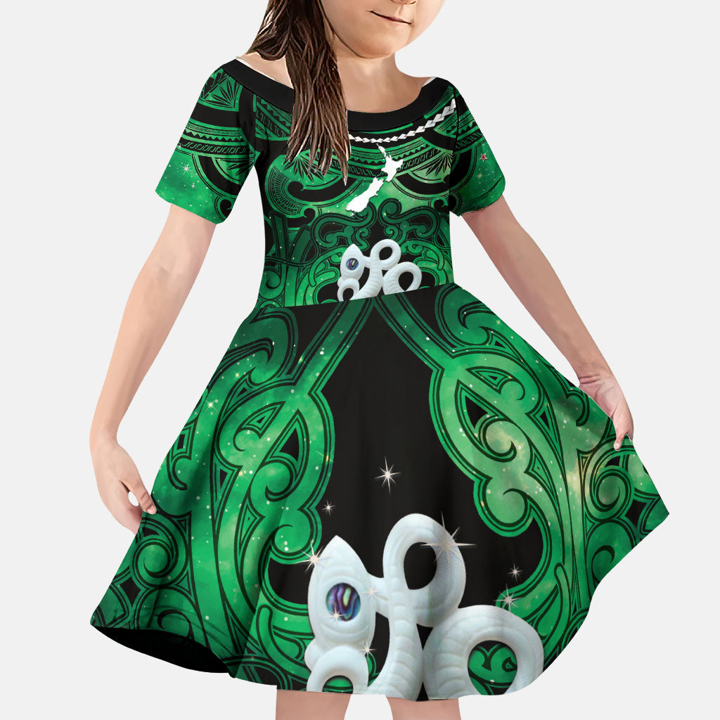 Personalised Maori Matariki Manaia Kakariki Family Matching Off Shoulder Short Dress and Hawaiian Shirt Maori Kowhaiwhai Pattern Galaxy