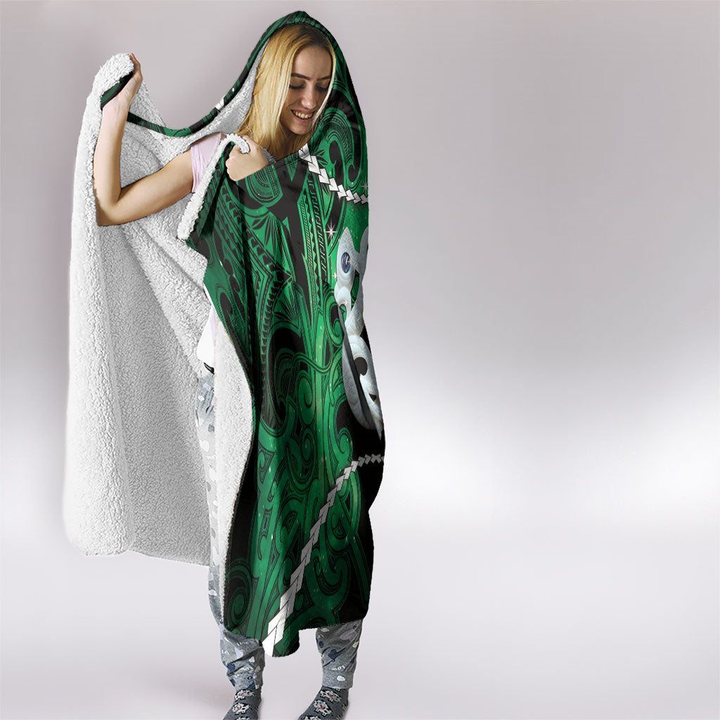 Maori Matariki Manaia Kakariki Hooded Blanket Maori Kowhaiwhai Pattern Galaxy LT01 - Polynesian Pride