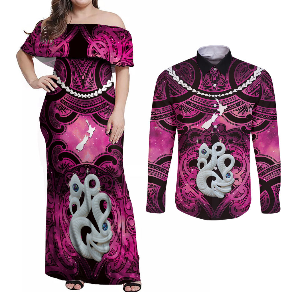Personalised Maori Matariki Manaia Mawhero Couples Matching Off Shoulder Maxi Dress and Long Sleeve Button Shirt Maori Kowhaiwhai Pattern Galaxy LT01 Pink - Polynesian Pride