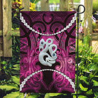 Maori Matariki Manaia Mawhero Garden Flag Maori Kowhaiwhai Pattern Galaxy LT01 Garden Flag Pink - Polynesian Pride