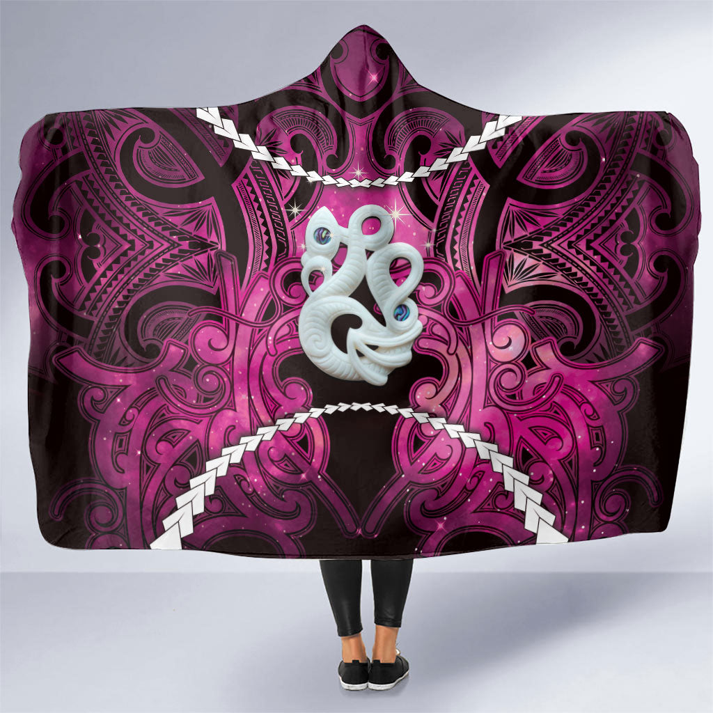 Maori Matariki Manaia Mawhero Hooded Blanket Maori Kowhaiwhai Pattern Galaxy LT01 One Size Pink - Polynesian Pride