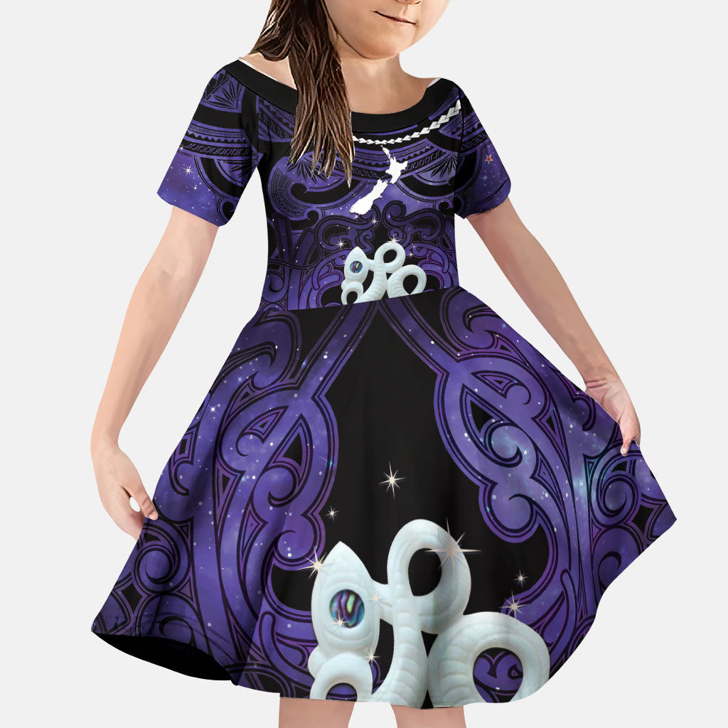 Personalised Maori Matariki Manaia Waiporoporo Family Matching Off The Shoulder Long Sleeve Dress and Hawaiian Shirt Maori Kowhaiwhai Pattern Galaxy