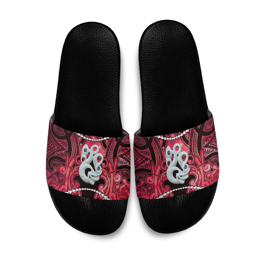 Maori Matariki Manaia Whero Slide Sandals Maori Kowhaiwhai Pattern Galaxy LT01 Red - Polynesian Pride