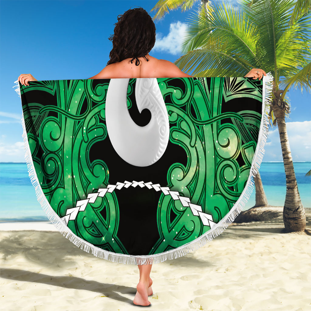 Maori Matariki Hei Matau Kakariki Beach Blanket Maori Kowhaiwhai Pattern Galaxy LT01 - Polynesian Pride