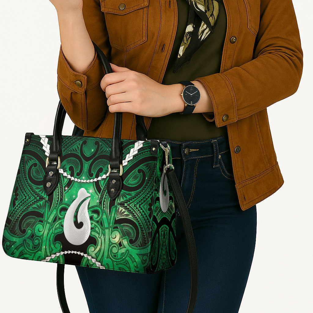 Maori Matariki Hei Matau Kakariki Leather Bag Maori Kowhaiwhai Pattern Galaxy LT01 - Polynesian Pride