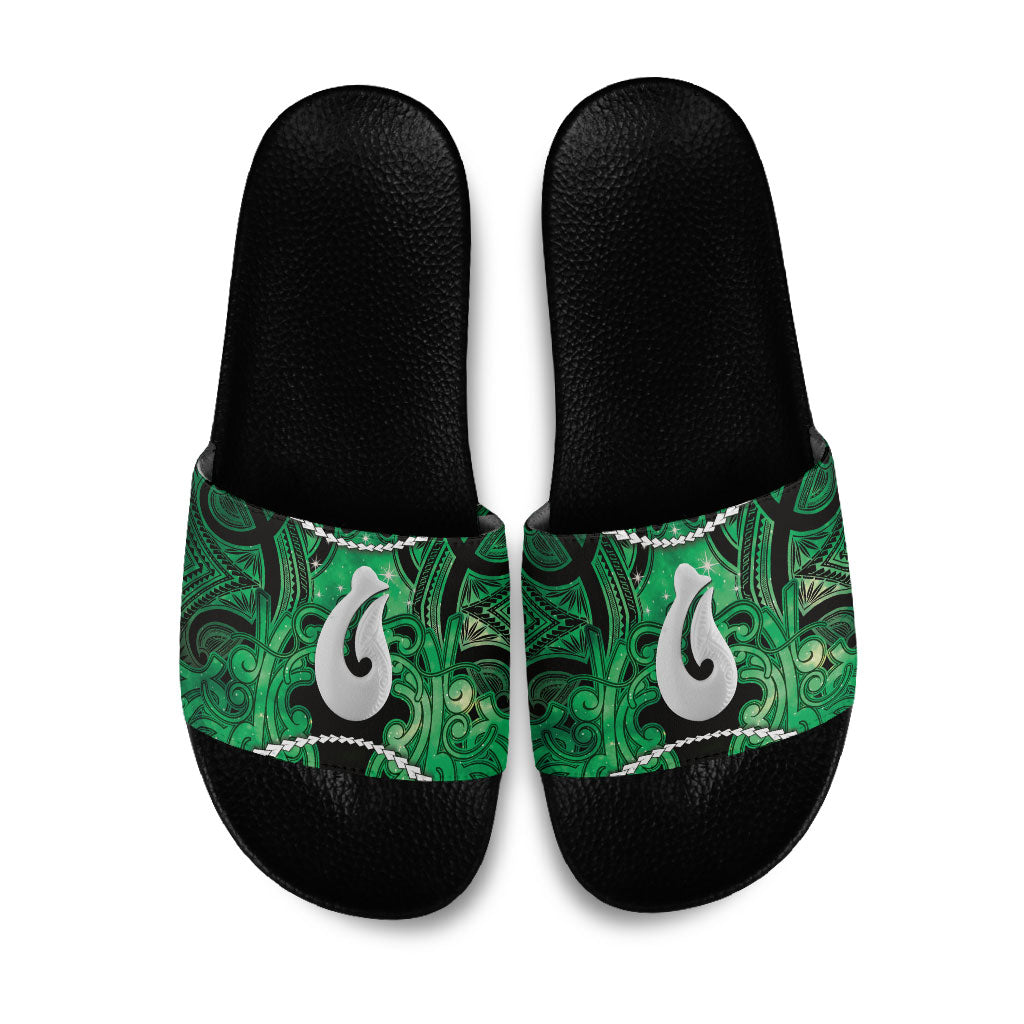 Maori Matariki Hei Matau Kakariki Slide Sandals Maori Kowhaiwhai Pattern Galaxy LT01 Green - Polynesian Pride