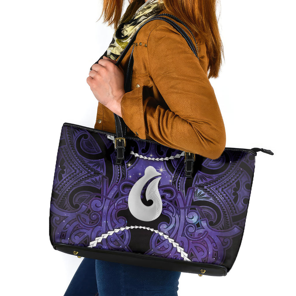 Maori Matariki Hei Matau Waiporoporo Leather Tote Bag Maori Kowhaiwhai Pattern Galaxy LT01 Purple - Polynesian Pride