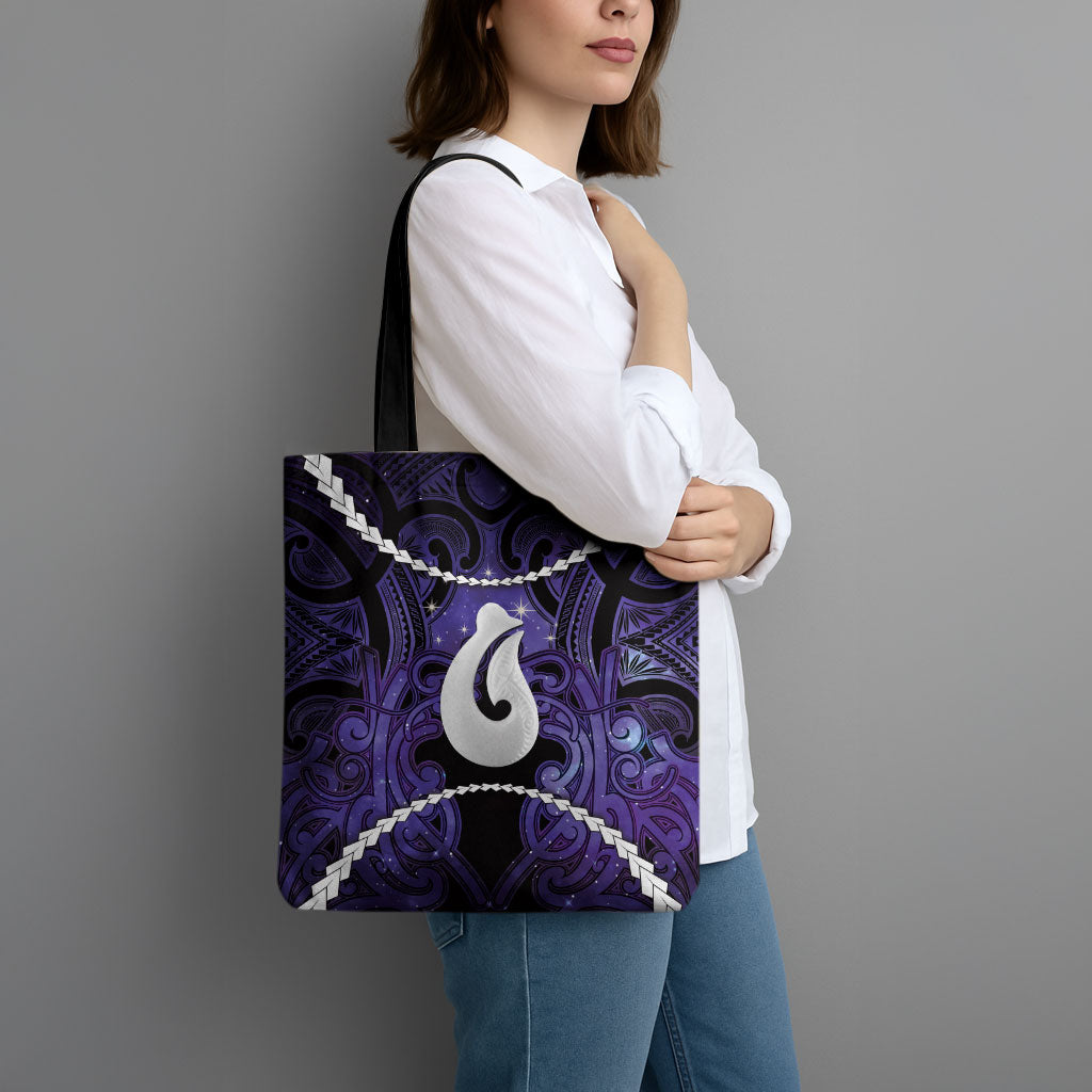 Maori Matariki Hei Matau Waiporoporo Tote Bag Maori Kowhaiwhai Pattern Galaxy LT01 - Polynesian Pride