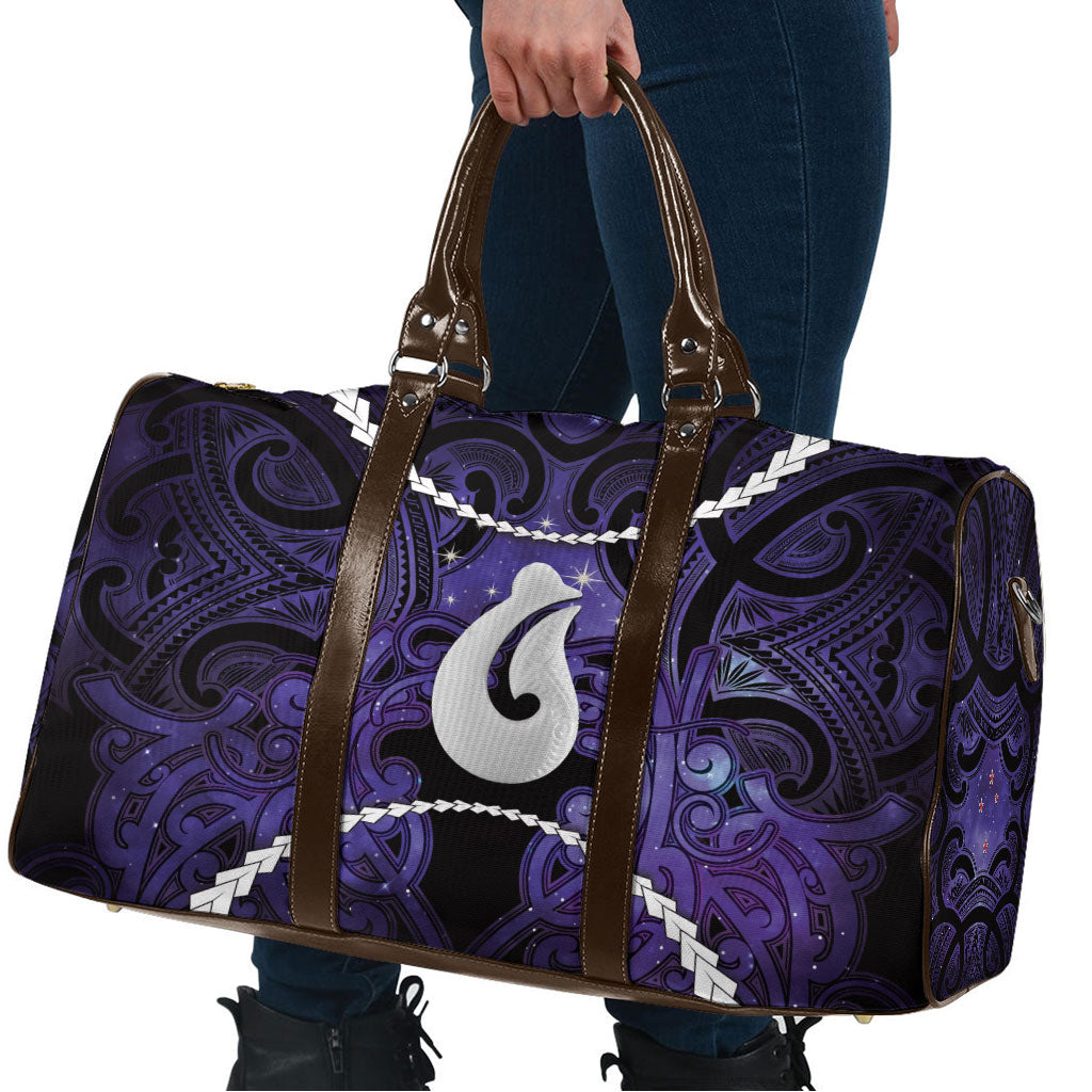 Maori Matariki Hei Matau Waiporoporo Travel Bag Maori Kowhaiwhai Pattern Galaxy LT01 - Polynesian Pride