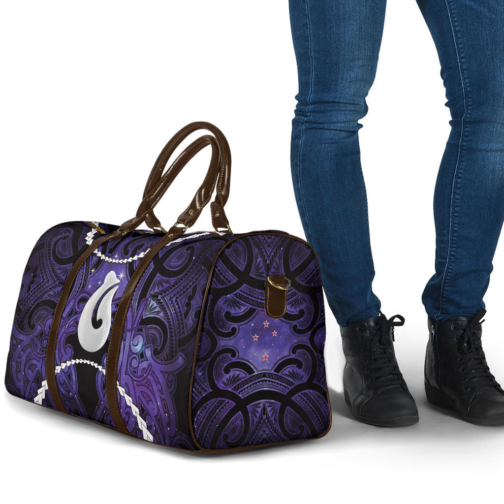 Maori Matariki Hei Matau Waiporoporo Travel Bag Maori Kowhaiwhai Pattern Galaxy LT01 - Polynesian Pride