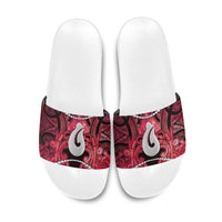 Maori Matariki Hei Matau Whero Slide Sandals Maori Kowhaiwhai Pattern Galaxy