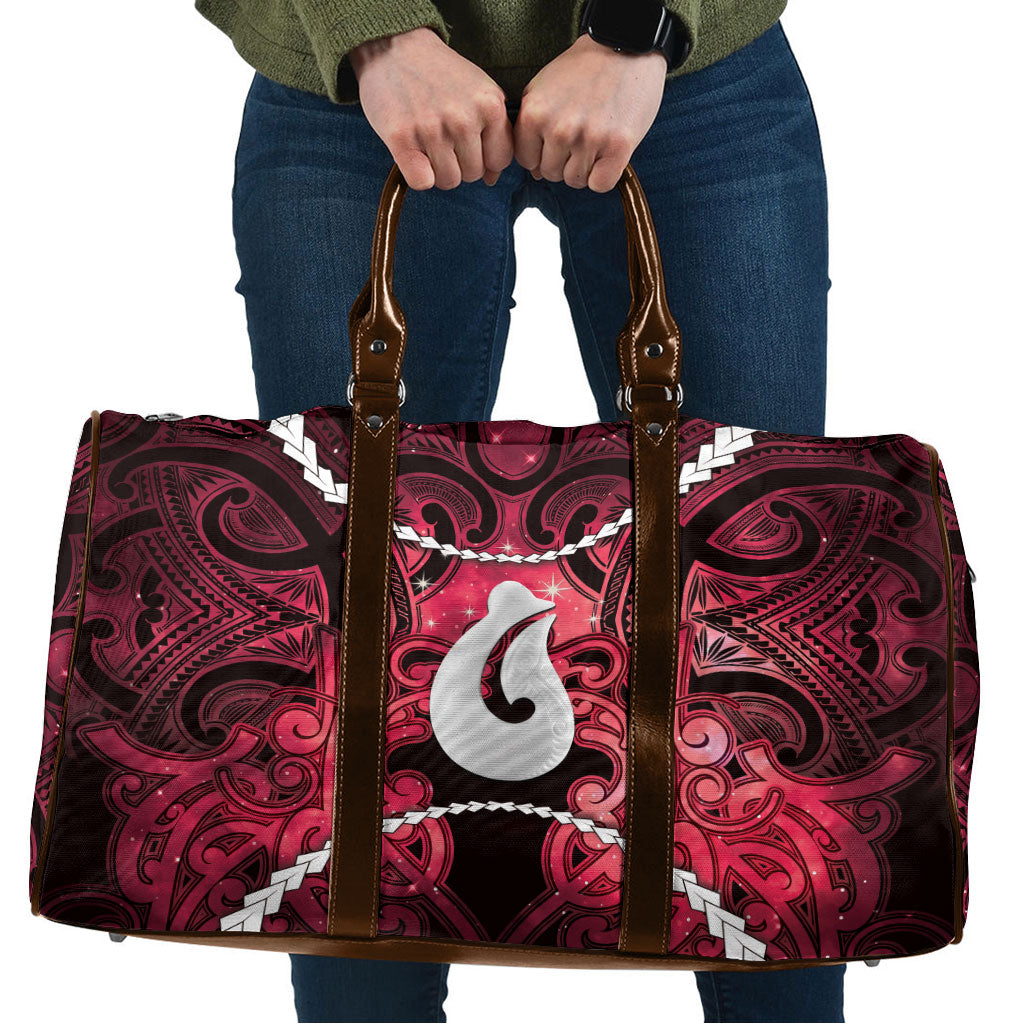 Maori Matariki Hei Matau Whero Travel Bag Maori Kowhaiwhai Pattern Galaxy LT01 Red - Polynesian Pride