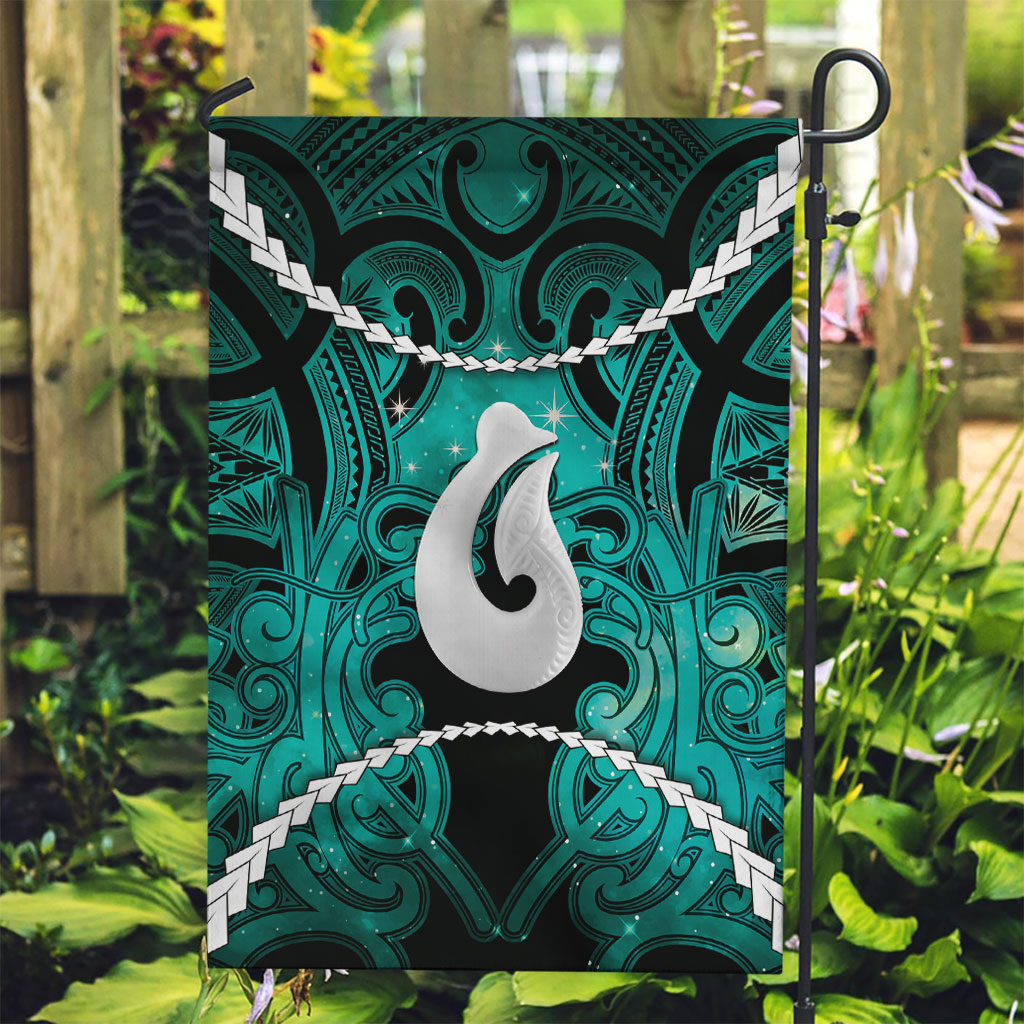 Maori Matariki Hei Matau Turquoise Garden Flag Maori Kowhaiwhai Pattern Galaxy LT01 Garden Flag Turquoise - Polynesian Pride