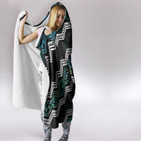 Taniko Aotearoa Mix Paua Shell Hooded Blanket Niho Taniwha Turquoise Glitter LT01 - Polynesian Pride