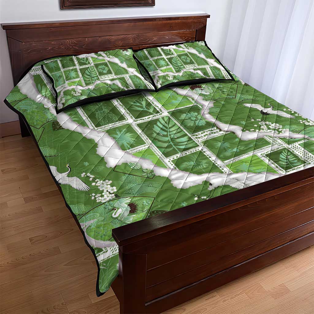 Hawaii Japanese Culture Sage Green Quilt Bed Set Spring Cranes Aloha Pattern