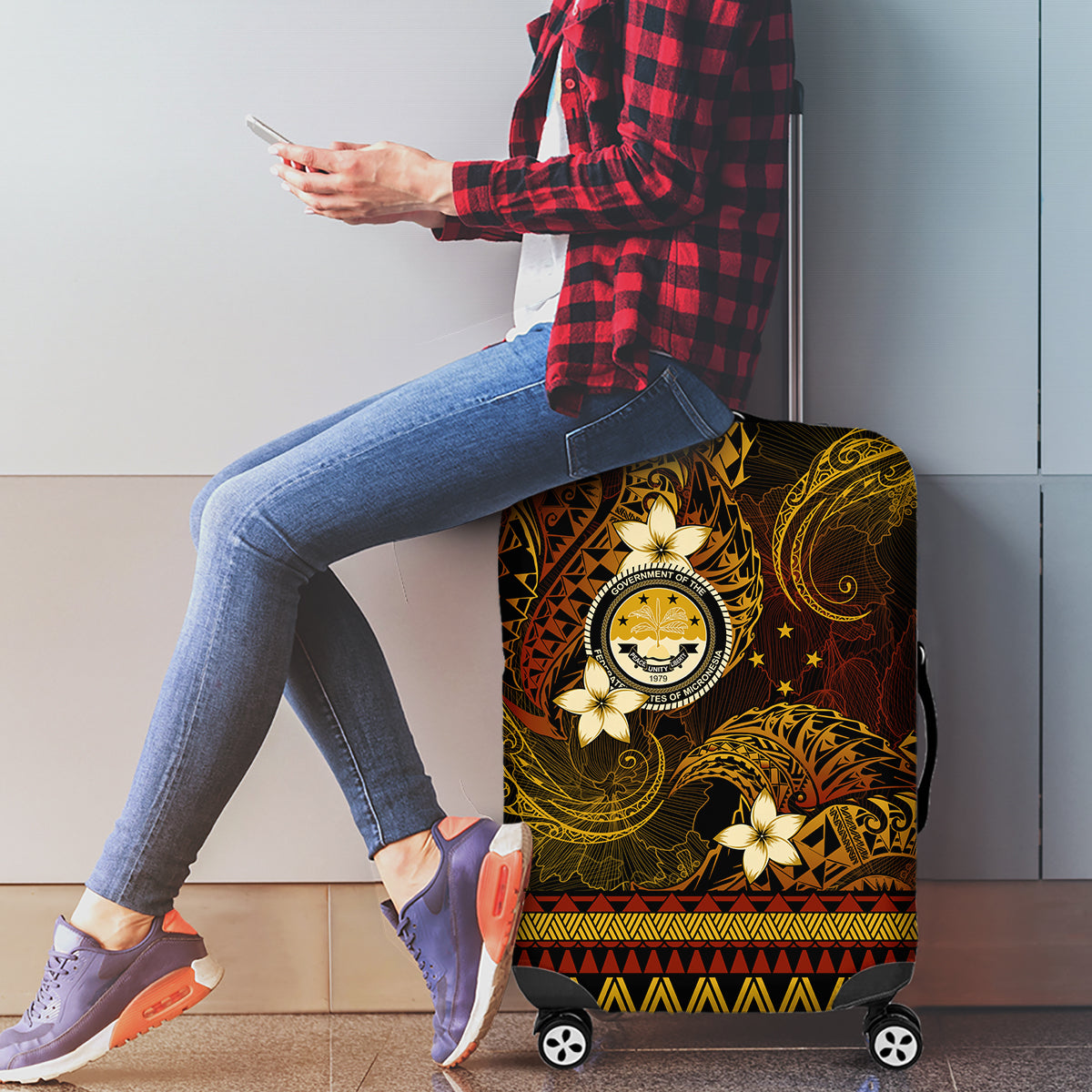 FSM Culture Day Luggage Cover Tribal Pattern Gold Version LT01 - Polynesian Pride