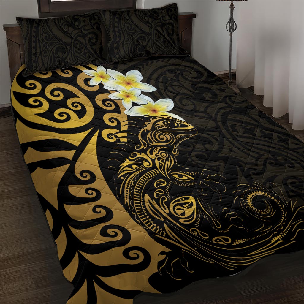 New Zealand Tuatara Plumeria Quilt Bed Set Maori Gold Koru Tribal Tattoo