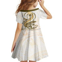 Gold Maori Tuatara Kid Short Sleeve Dress Luxury Pastel Pattern